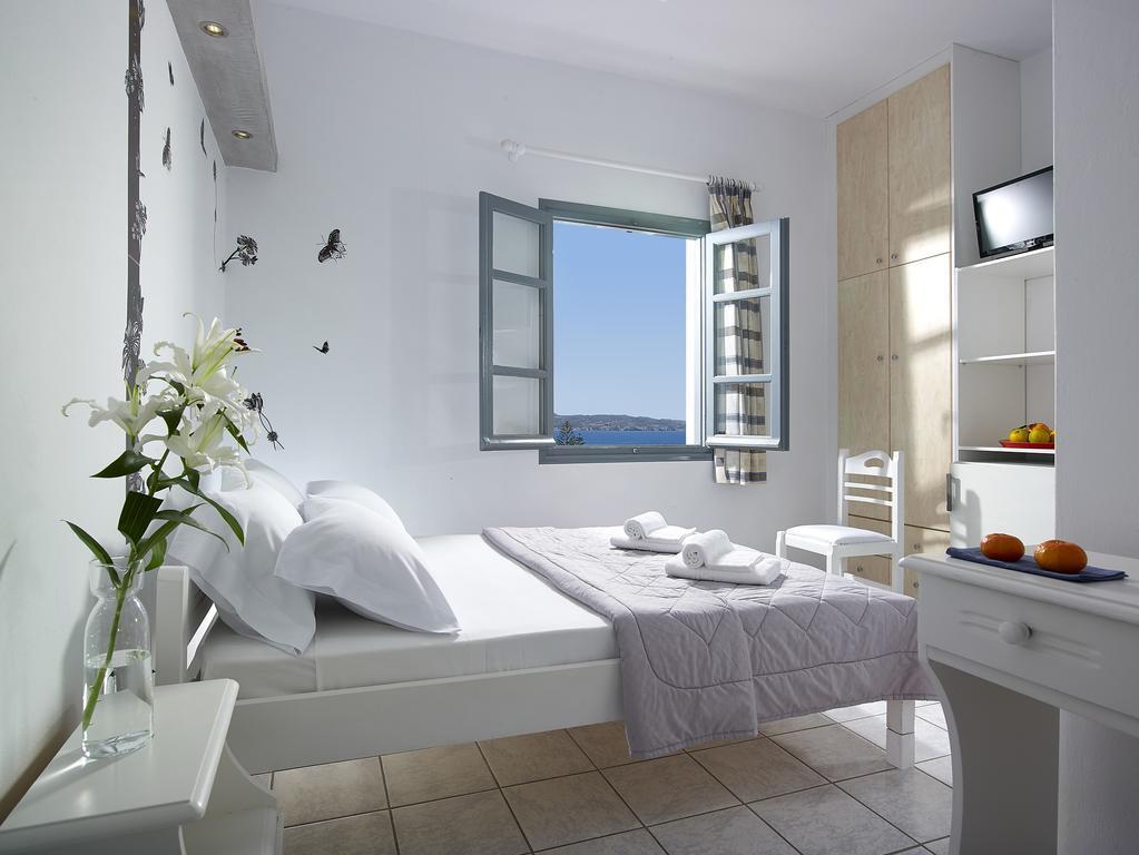 Galanis Rooms Adamantas Exterior photo